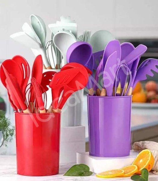 non-stick-cookware-laddle-and-kitchen-set-product-image