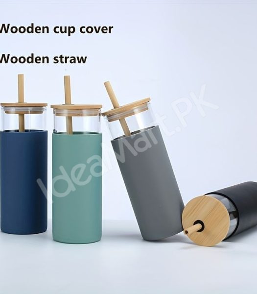 drinking-bottle-550ml-glass-with-wood-lid-straw-silicone-sleeve-for-juice-yogurt-product-image