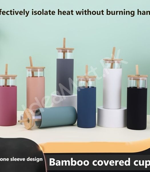 drinking-bottle-550ml-glass-with-wood-lid-straw-silicone-sleeve-for-juice-yogurt-product-image