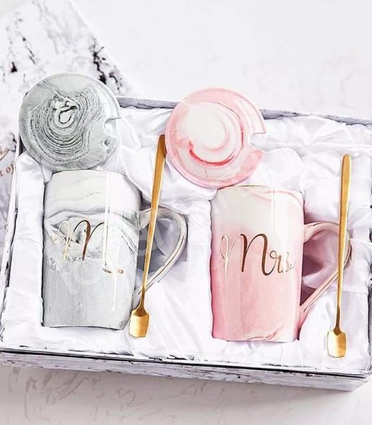 ceramic-mr-mrs-couple-mugs-set-with-spoon-lid-for-tea-coffee-product-image