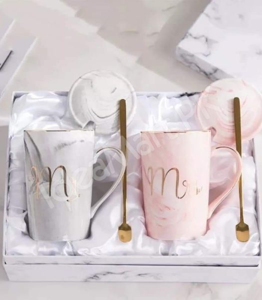 ceramic-mr-mrs-couple-mugs-set-with-spoon-lid-for-tea-coffee-product-image