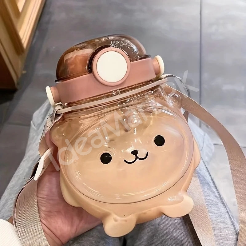 bear-shaped-plastic-water-bottle-1000ml-with-straw-shoulder-strap-for-kids-product-image