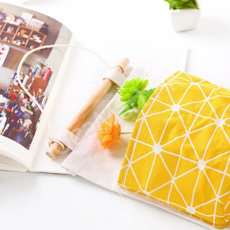 wall-hanging-fabric-storage-organizer-with-3-tier-pockets-and-wooden-rod-product-image