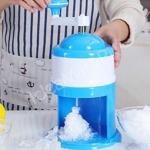 plastic-manual-hand-crank-ice-shaver-with-rotary-handle-for-slushies-desserts-product-image