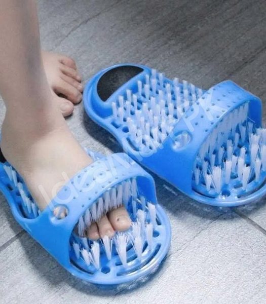 plastic-hands-free-foot-scrubber-slipper-with-bristles-suction-cups-product-image
