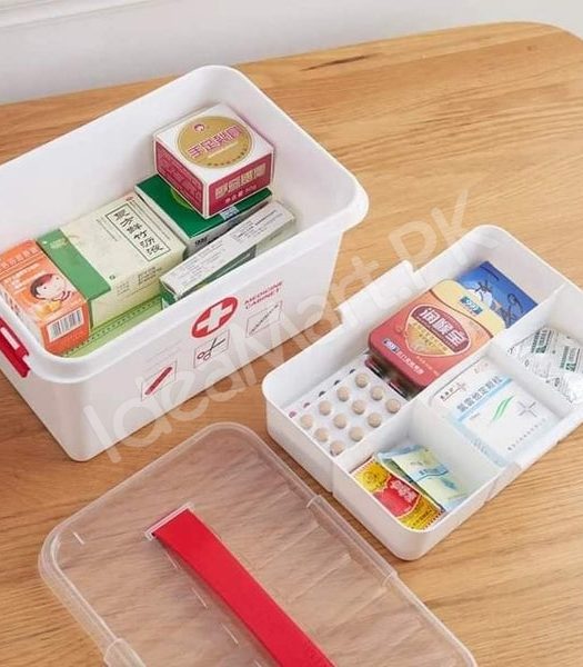 family-2-layer-medicine-storage-organizer-with-4-grid-top-tray-handle-product-image
