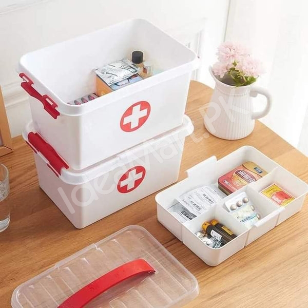 family-2-layer-medicine-storage-organizer-with-4-grid-top-tray-handle-product-image