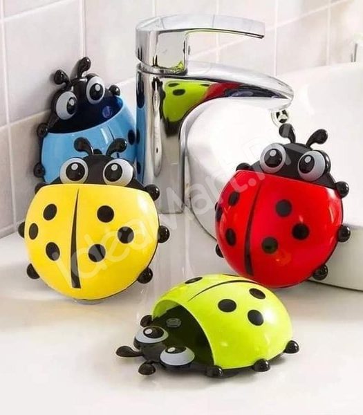 ladybug-wall-mounted-plastic-toothbrush-holder-with-suction-cups-product-image