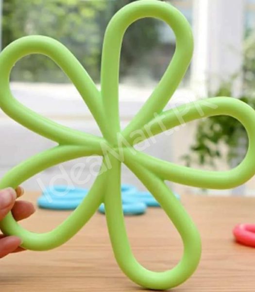 silicone-heat-resistant-non-slip-flower-hot-pad-for-teapots-mugs-and-hot-dishes-product-image