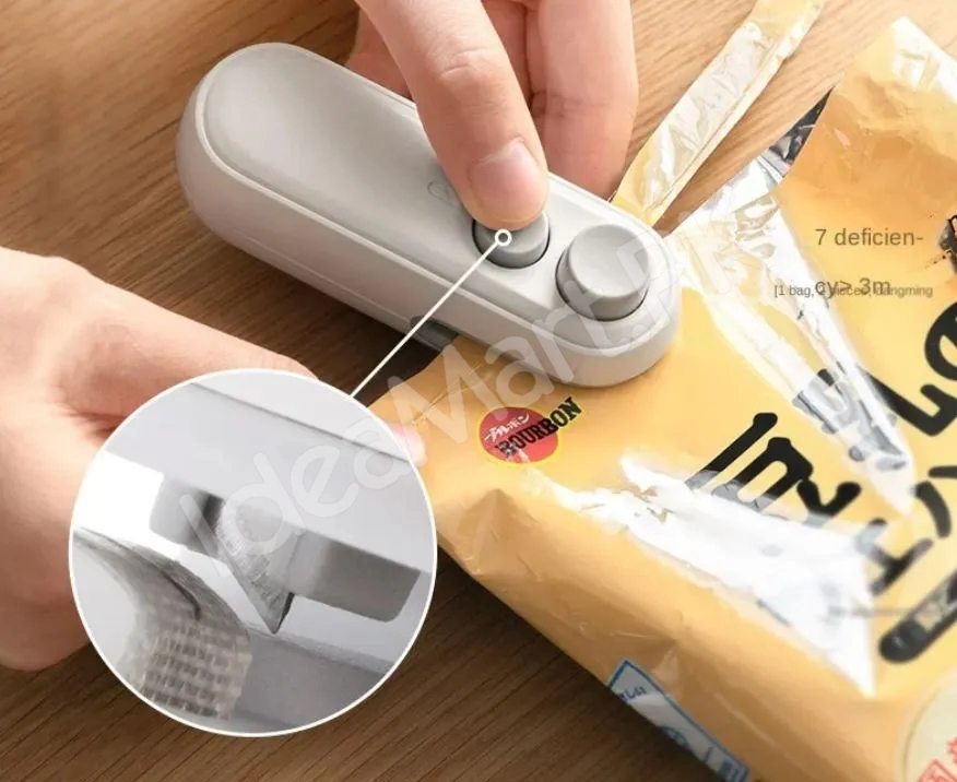 mini-rechargeable-sealing-machine-portable-heat-sealer-for-snack-bags-food-storage-kitchen-use-strong-seal-usb-charging-lightweight-easy-to-use-product-image