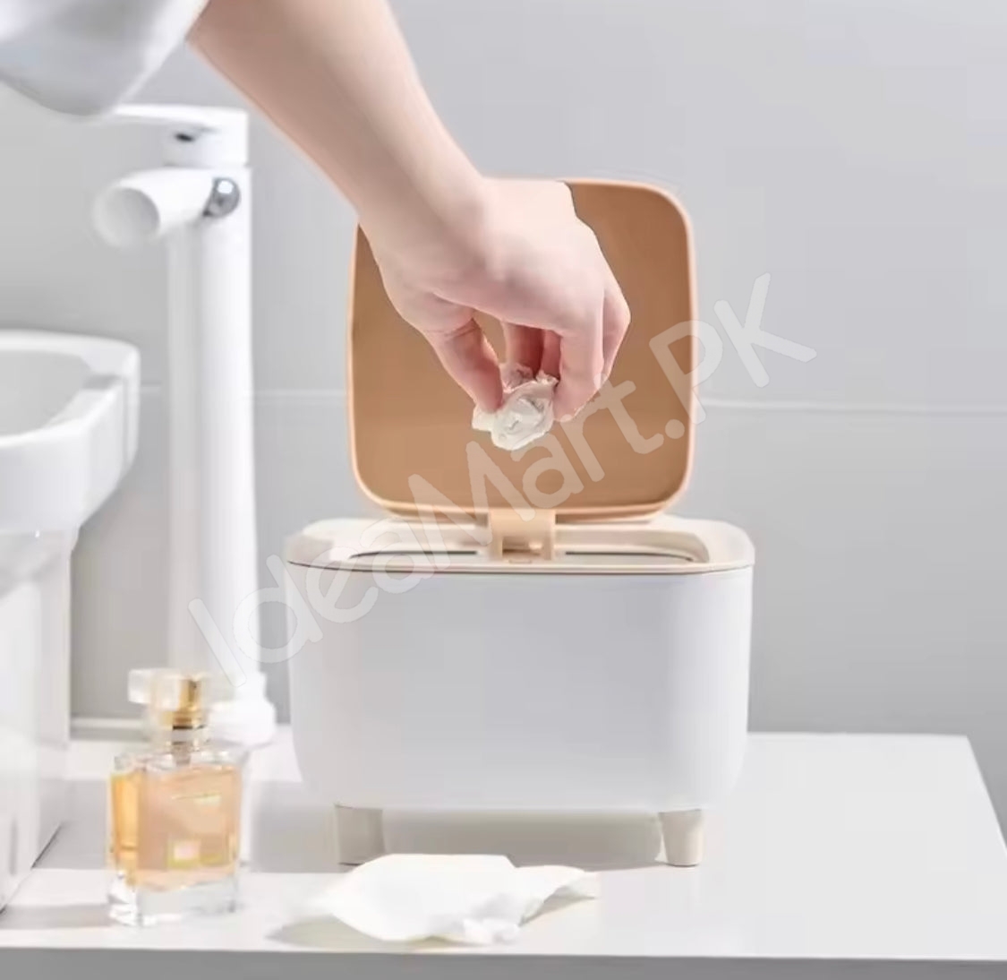 nordic-press-round-desktop-trash-can-with-wooden-lid-compact-waste-bin-for-office-desk-vanity-countertop-bedside-use-product-image