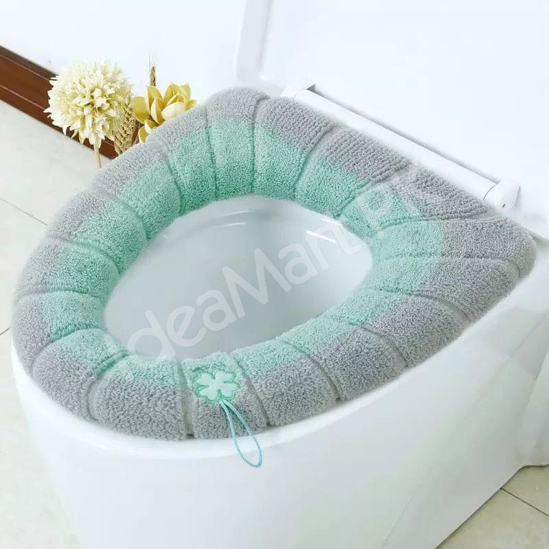 washable-reusable-plush-toilet-seat-cover-cushion-pad-with-zipper-closure-for-winter-warmth-and-comfort-product-image