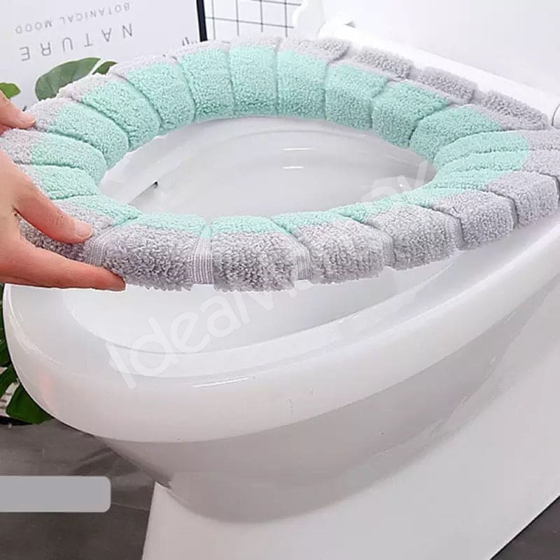 washable-reusable-plush-toilet-seat-cover-cushion-pad-with-zipper-closure-for-winter-warmth-and-comfort-product-image